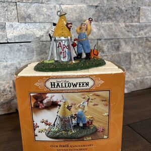 Department 56 Halloween 807307 2008 10th Anniversary "Let's go to The Moon”
